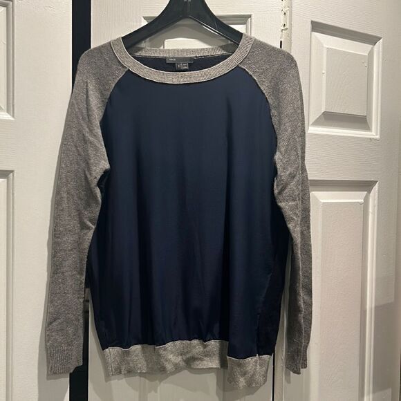 Vince Navy/Gray Sweater, Size Small - Picture 1 of 7